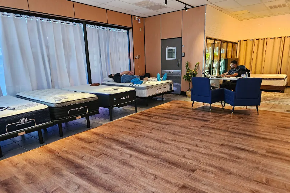 Test cooling mattresses in-store at SleePare